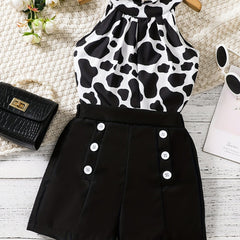 2pcs Toddler Girls Cow Graphic Halter Top & Double Breasted Shorts Set