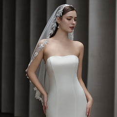 Cathedral Wedding Veil with Lace Edges Long Bridal Veil for Wedding Dresses