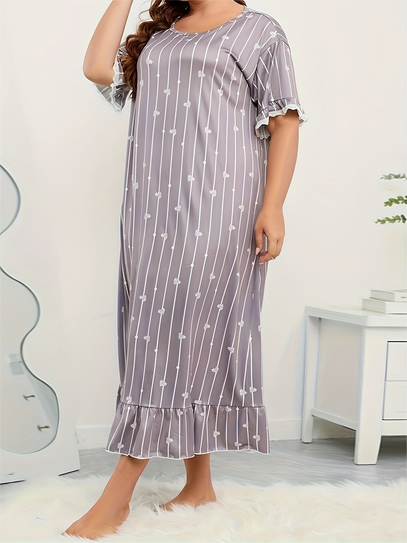 Plus Size Nightdress Women's Plus Stripe & Heart Print Short Sleeve