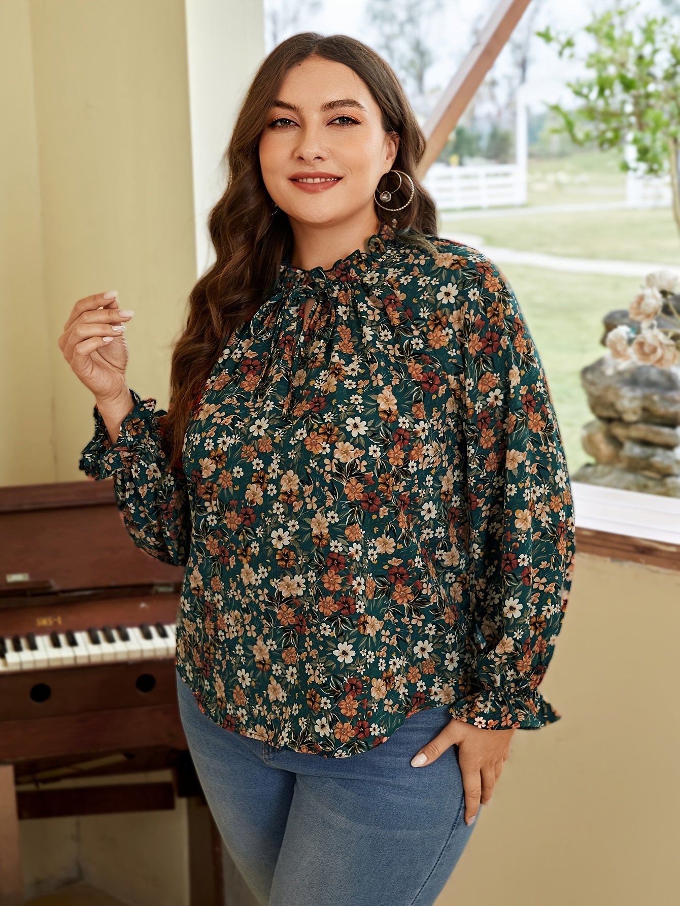 Ditsy Print Long Sleeve V Neck Keyhole Tie Top
