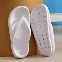 Lightweight Non-slip Flip Flops Soft Sandals