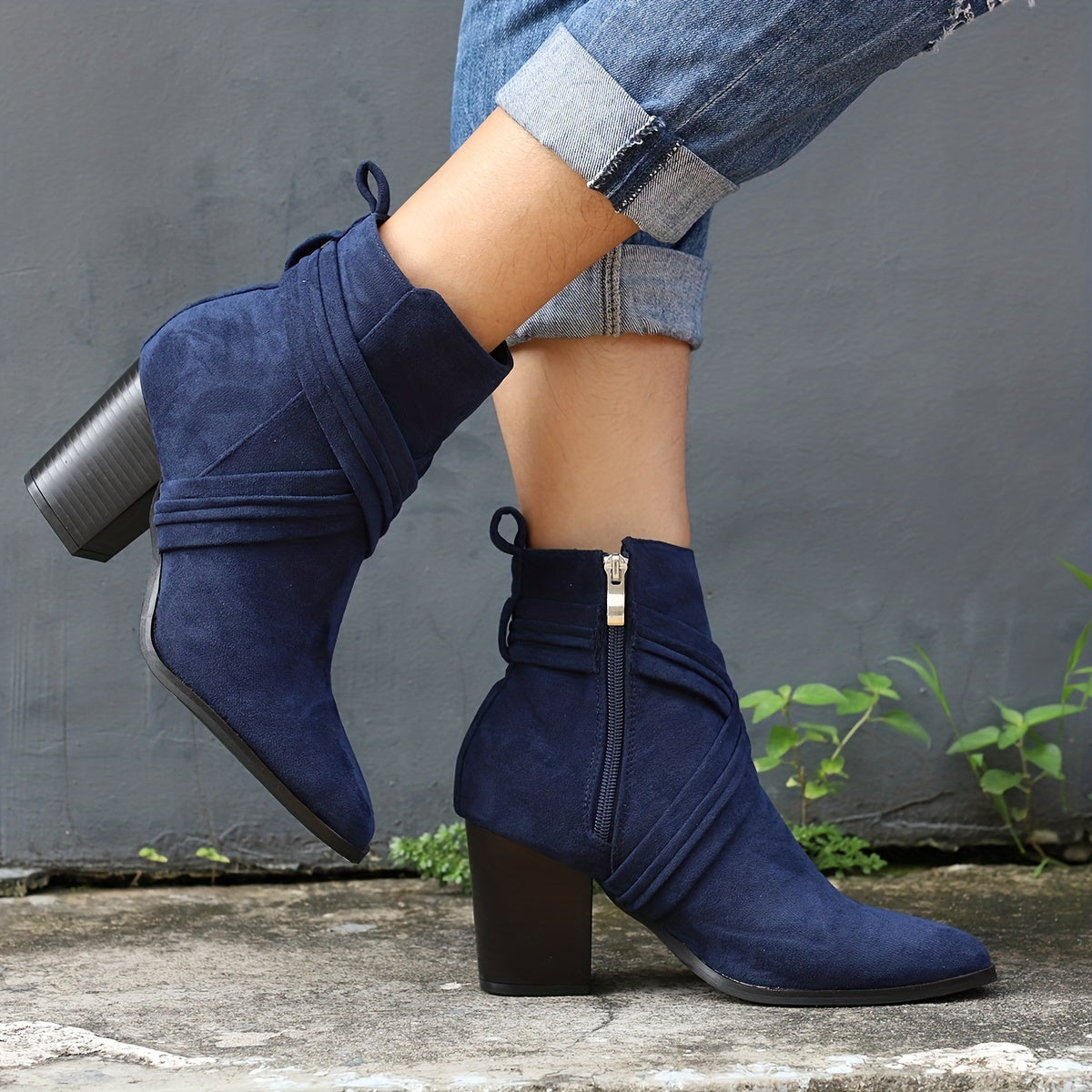 Women's Chunky Heeled Ankle Boots Pointed Toe Side Zipper Solid Boots