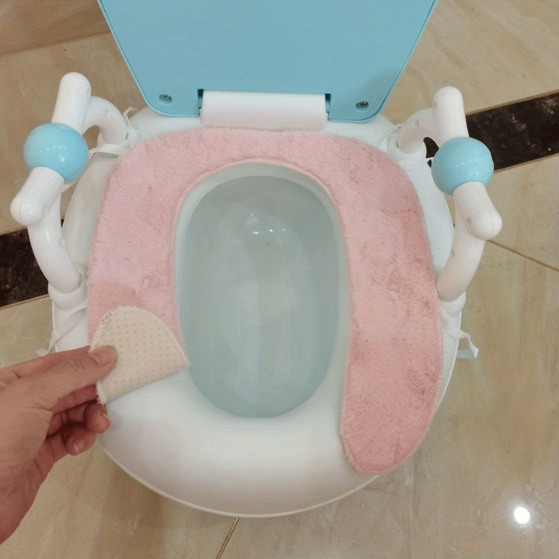 Kids Plush Toilet Mat for Warmth & Comfort