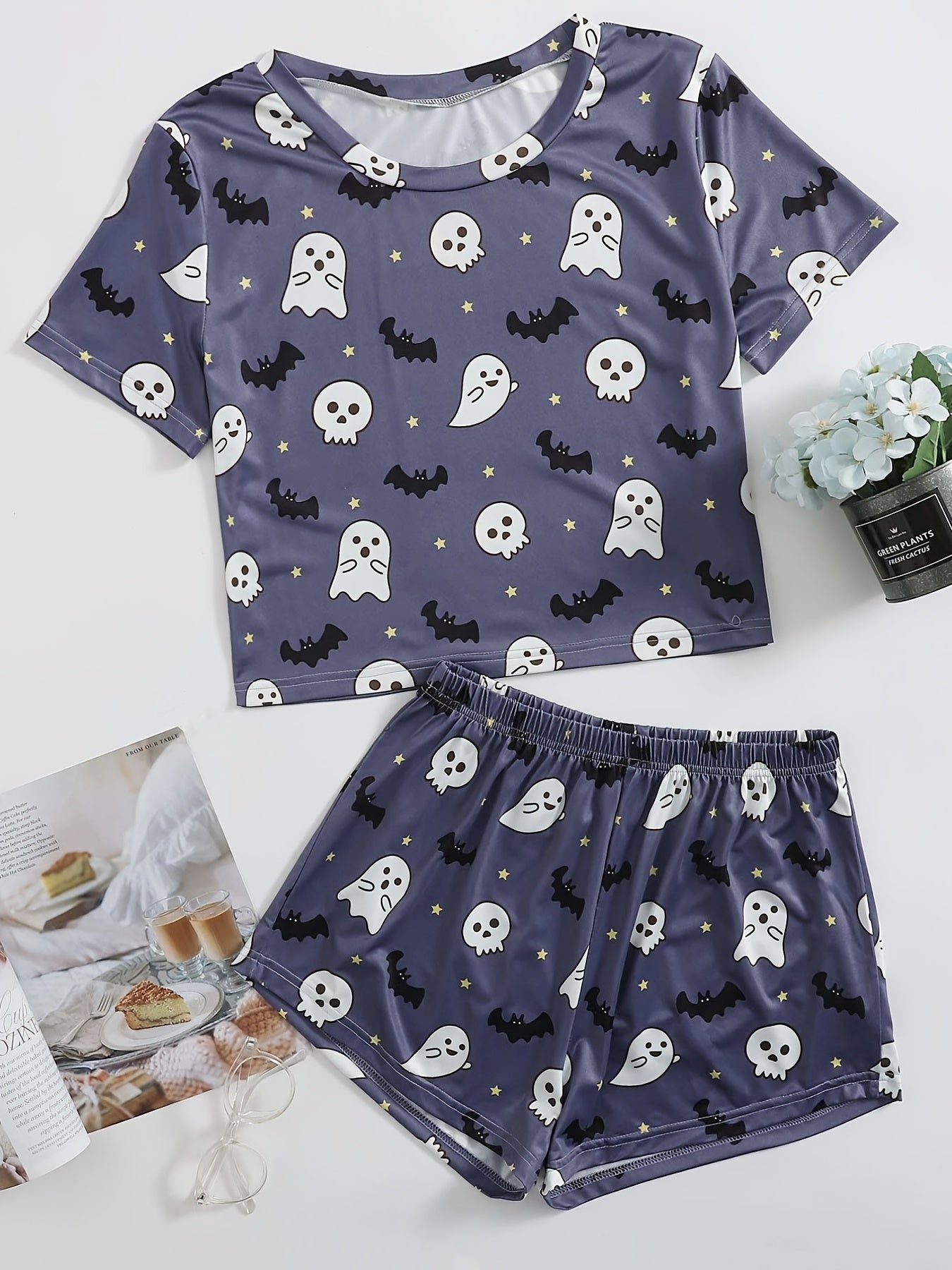 Cartoon Ghost Lounge Set Halloween Short Sleeve Top & Shorts Women's Sleepwear