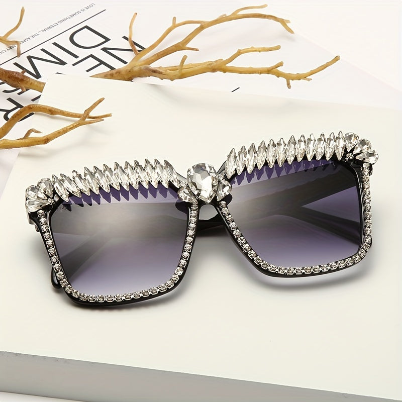 Oversized Rhinestone Decor Sunglasses UV400