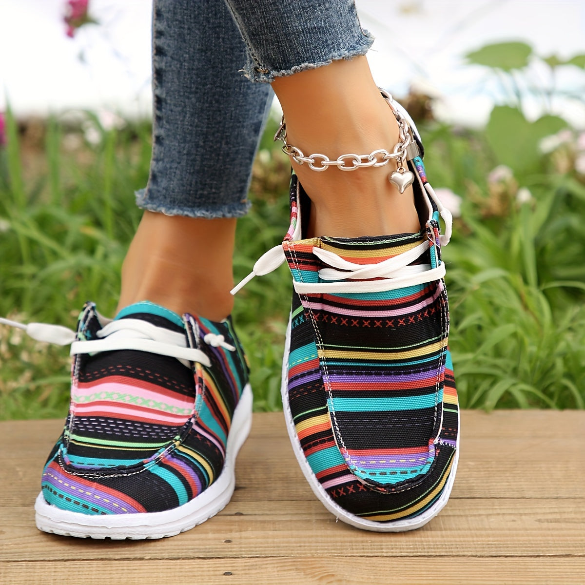 Stripes Print Lightweight Flat Boat Shoe Non Slip Wear Resistance Skate Shoes