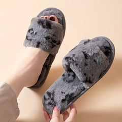 Women's Plush Round Toe Slip On Slippers
