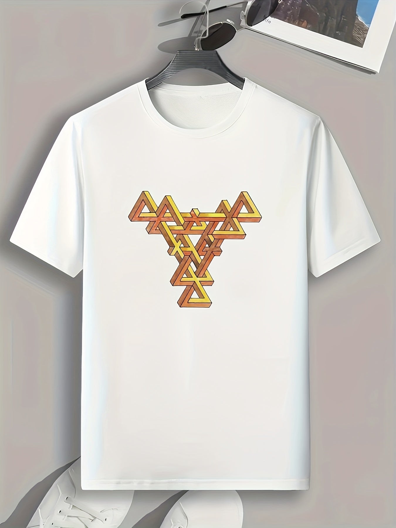 Triangle Mold Print Men's Graphic T shirt for Summer