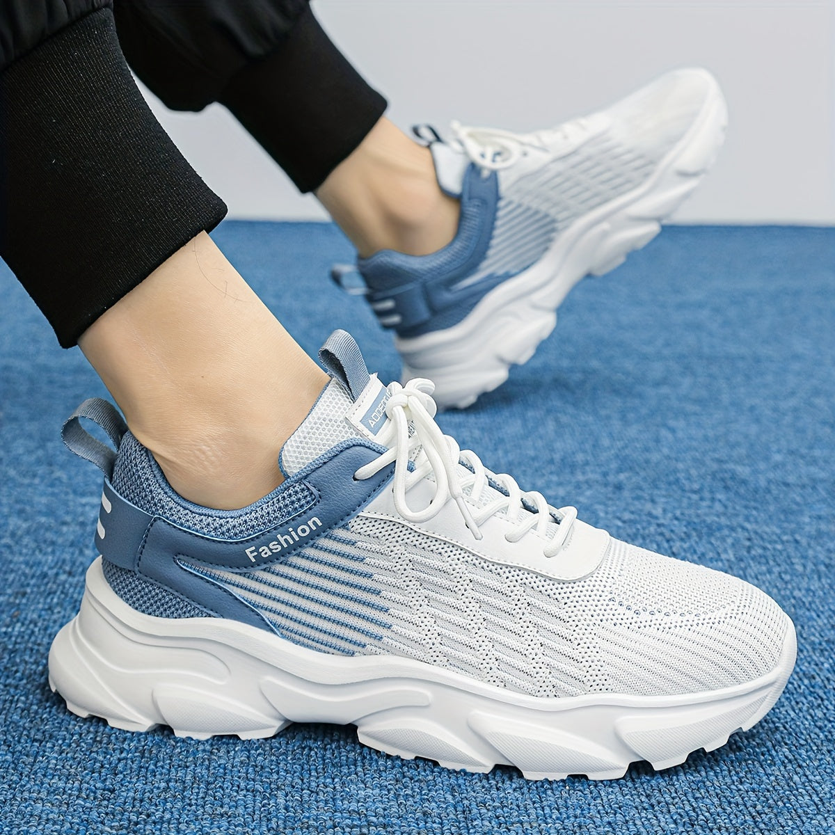 Breathable Striped Running Shoes for Men Comfortable Durable Shock Absorbing