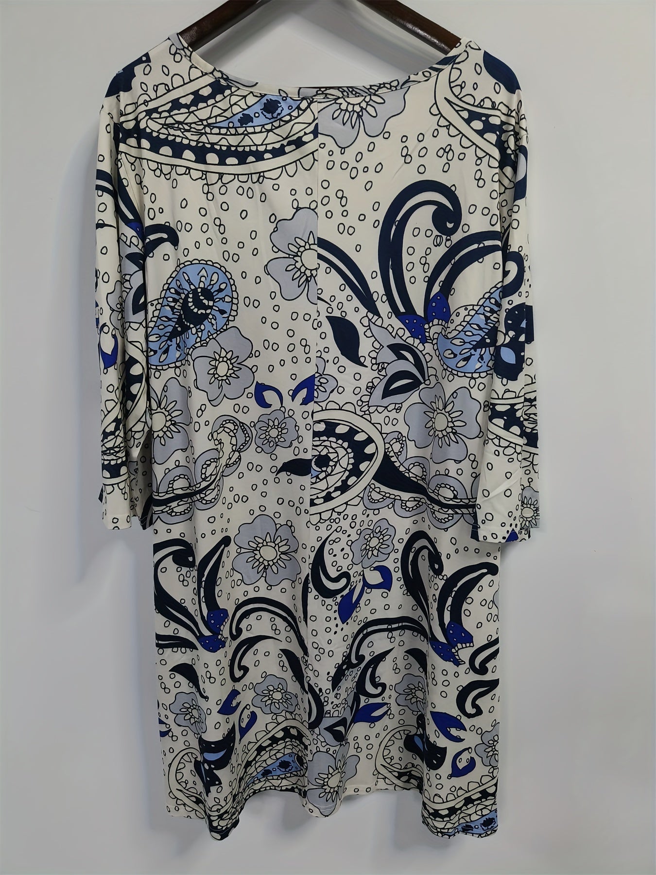 Paisley Print 3/4 Sleeve Round Neck Loose Fit Top