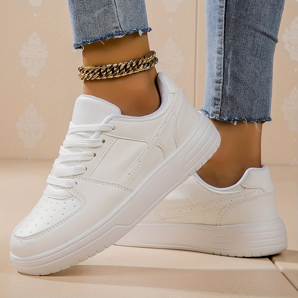 Faux Leather Flat Skate Shoes Non Slip Outdoor Sneakers
