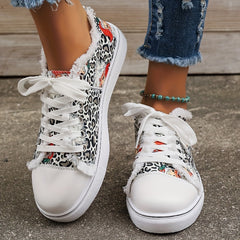 Christmas Cartoon & Leopard Pattern Skate Shoes Low Top Sneakers
