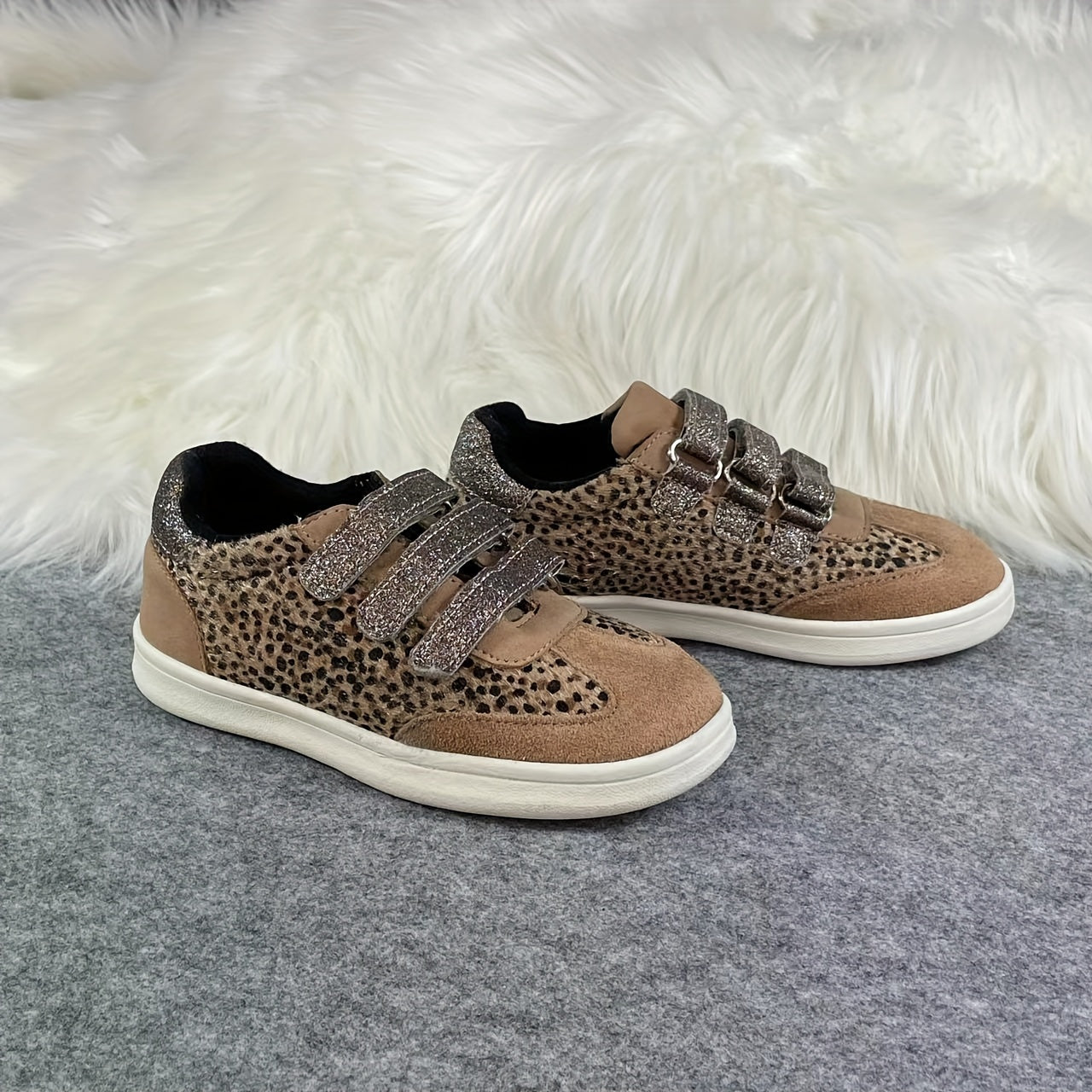 Girl's Leopard Skate Shoes Hook And Loop Fastener Sneakers