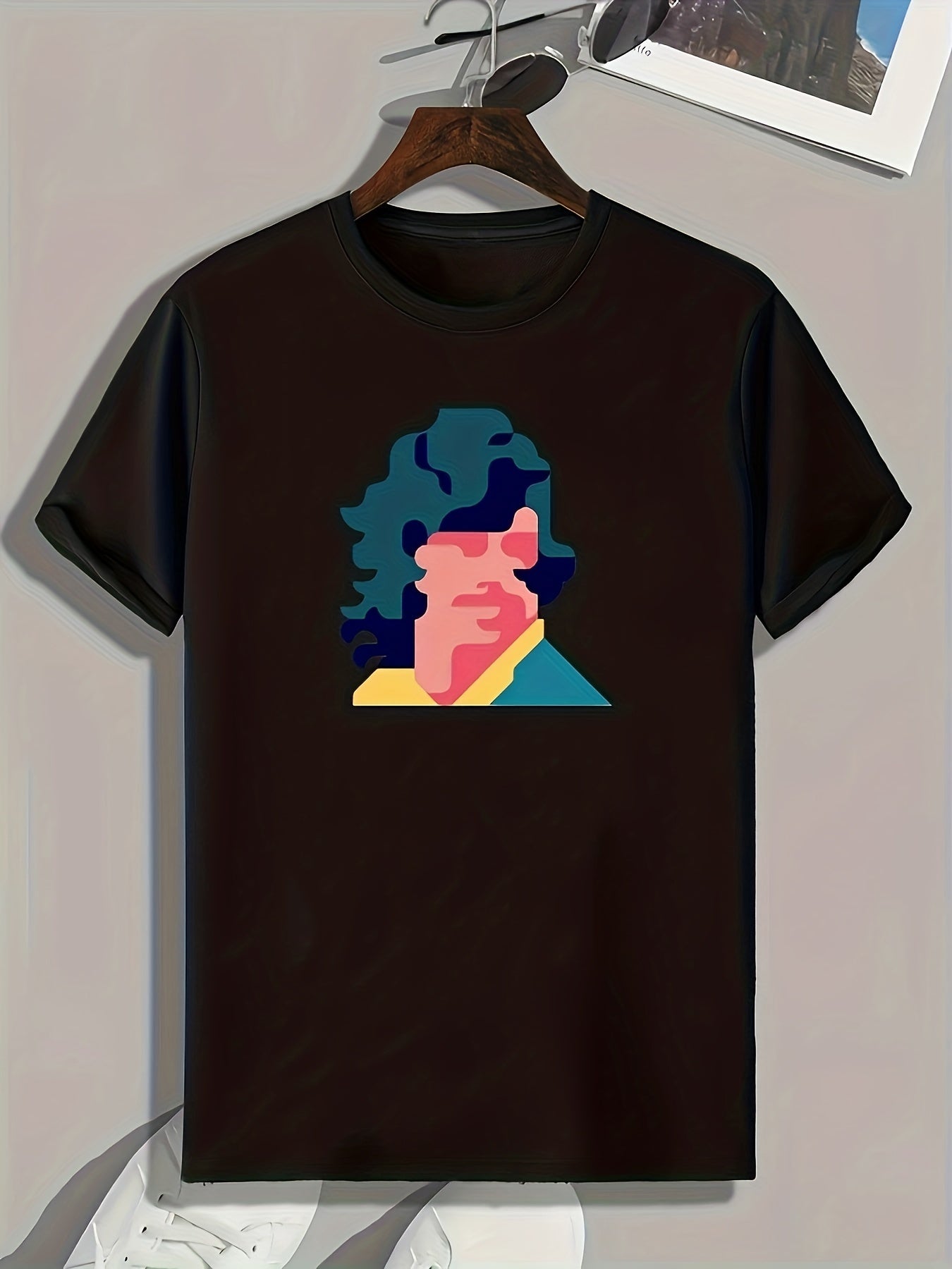 Portrait Pattern Print Men's Sports T-shirt Graphic Tee
