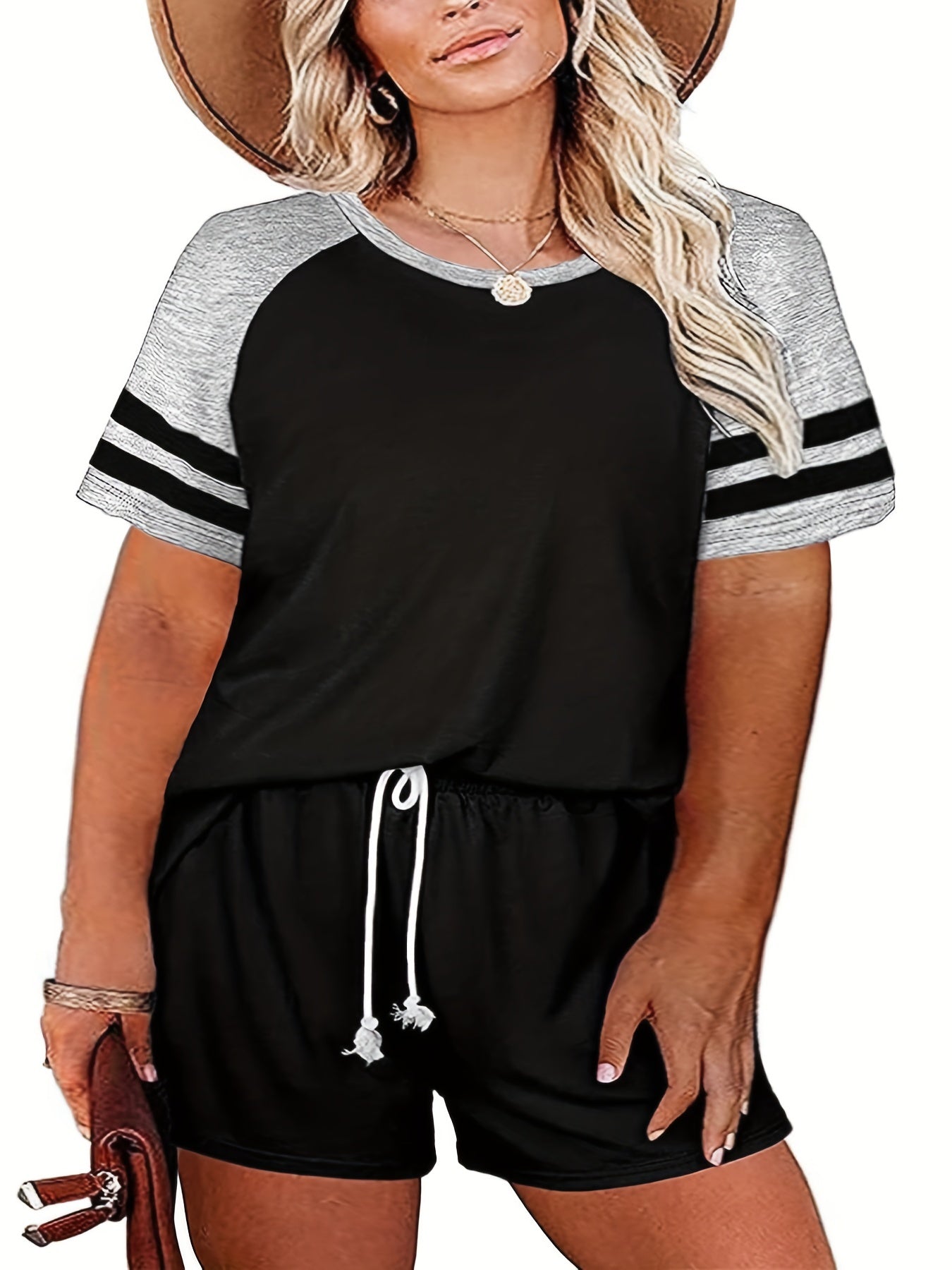 Colorblock Stripe Print Tee & Drawstring Shorts Set