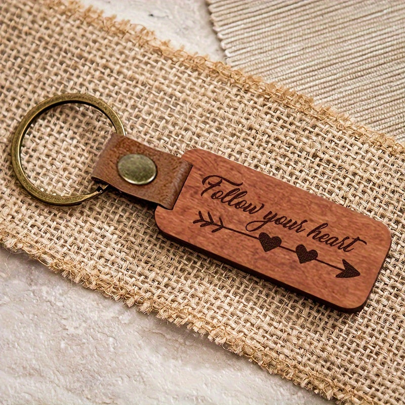 1pc Pear Wood Keychain Retro Wooden Key Chain Pendant Gift For Men Women