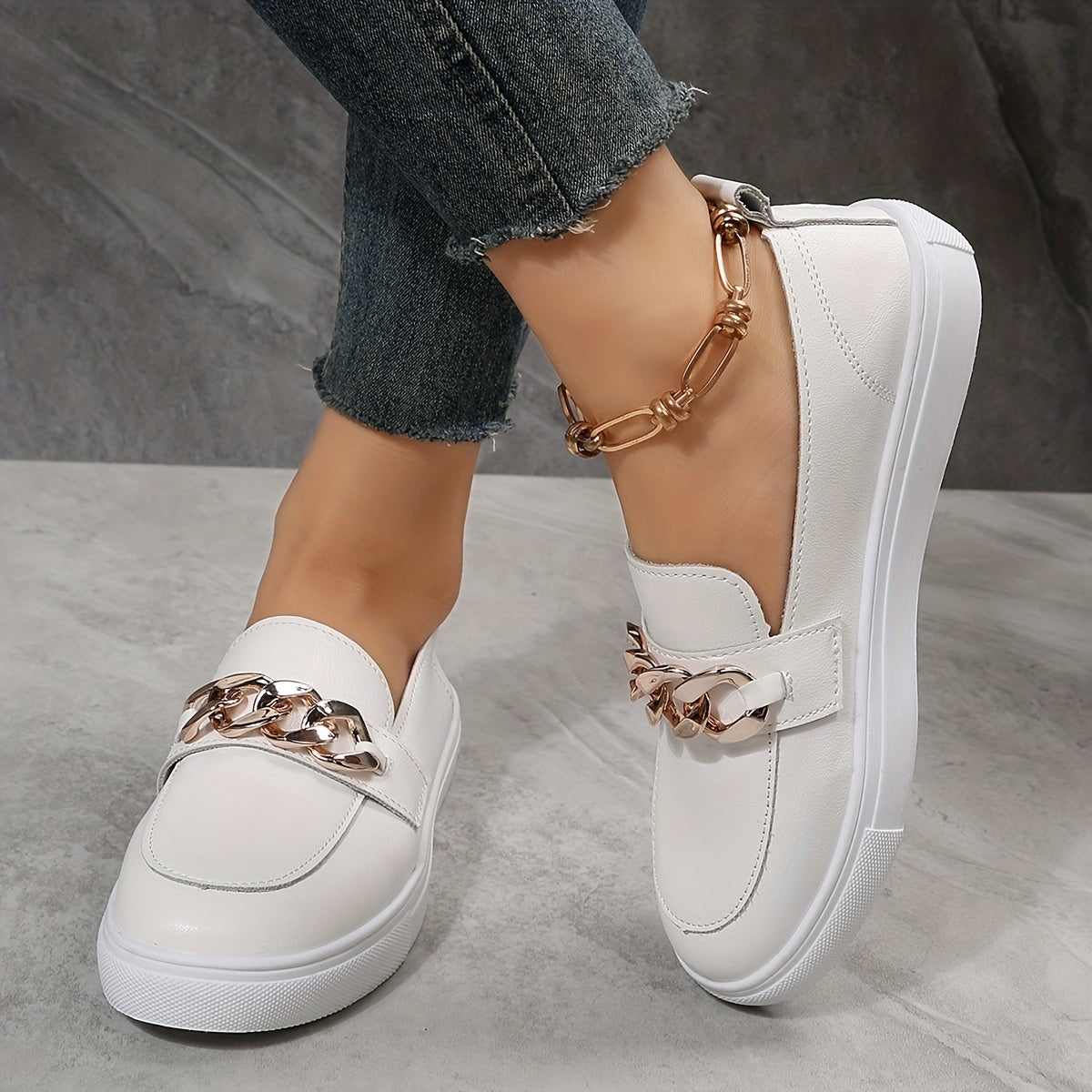 Women's Chain Decor Slip On Loafers Casual Flats