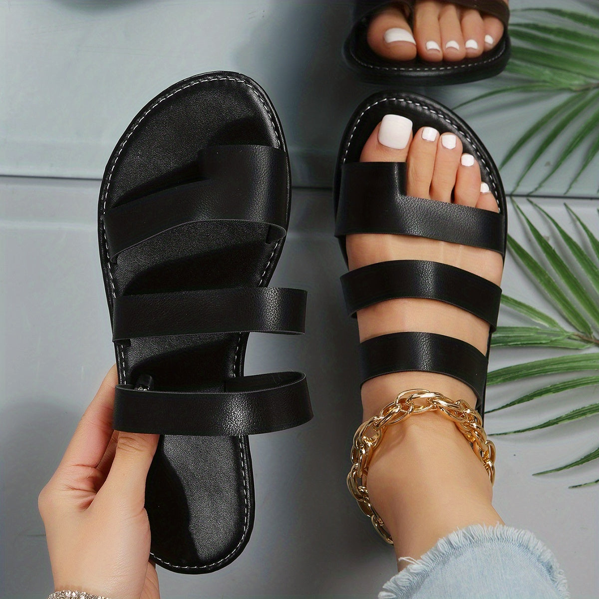 Waterproof Open toe Flat Sandals Women's Beach Shoes