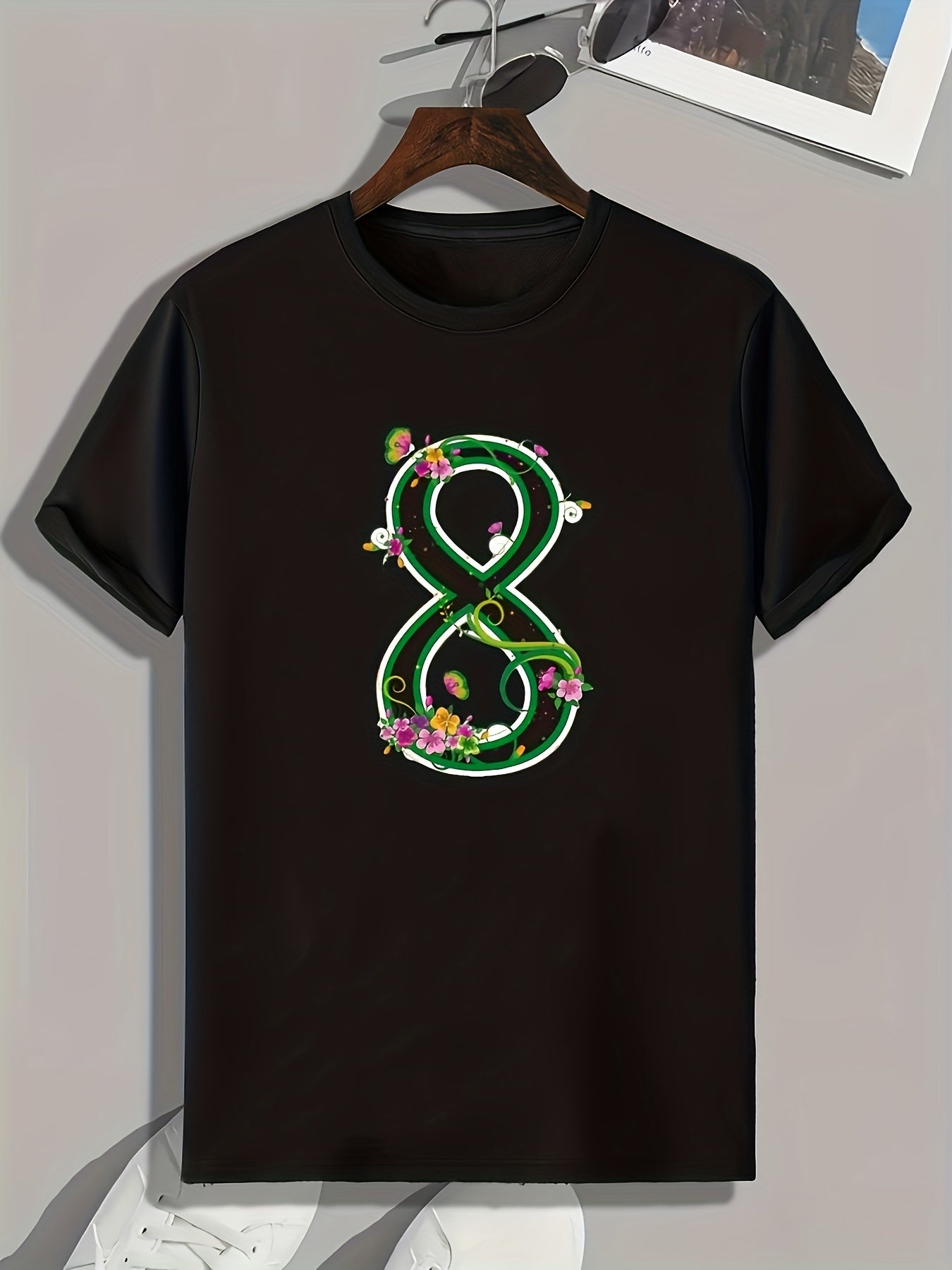 Number 8 Pattern Print Men's Comfy Sports T-Shirt