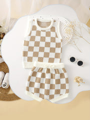 2pcs Baby Girls Checkerboard Knit Vest & Shorts Set