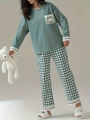 Bear Print Pajama Set Long Sleeve Crew Neck Top & Pants