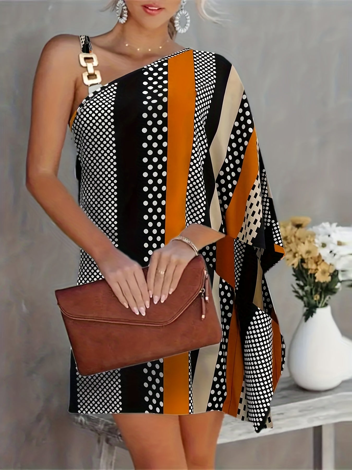 Colorblock One Shoulder Bat Sleeve Chain Dress