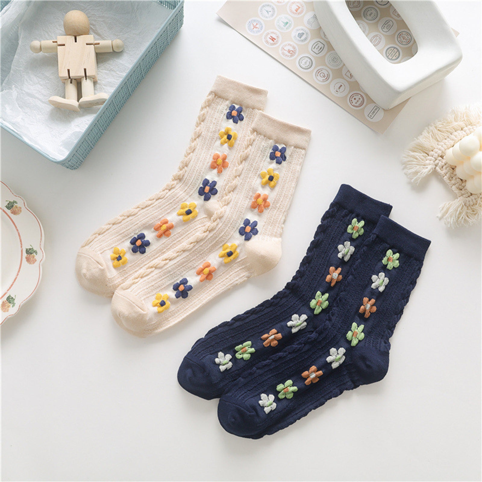 Women's Vertical Floral Socks - 5 Pairs