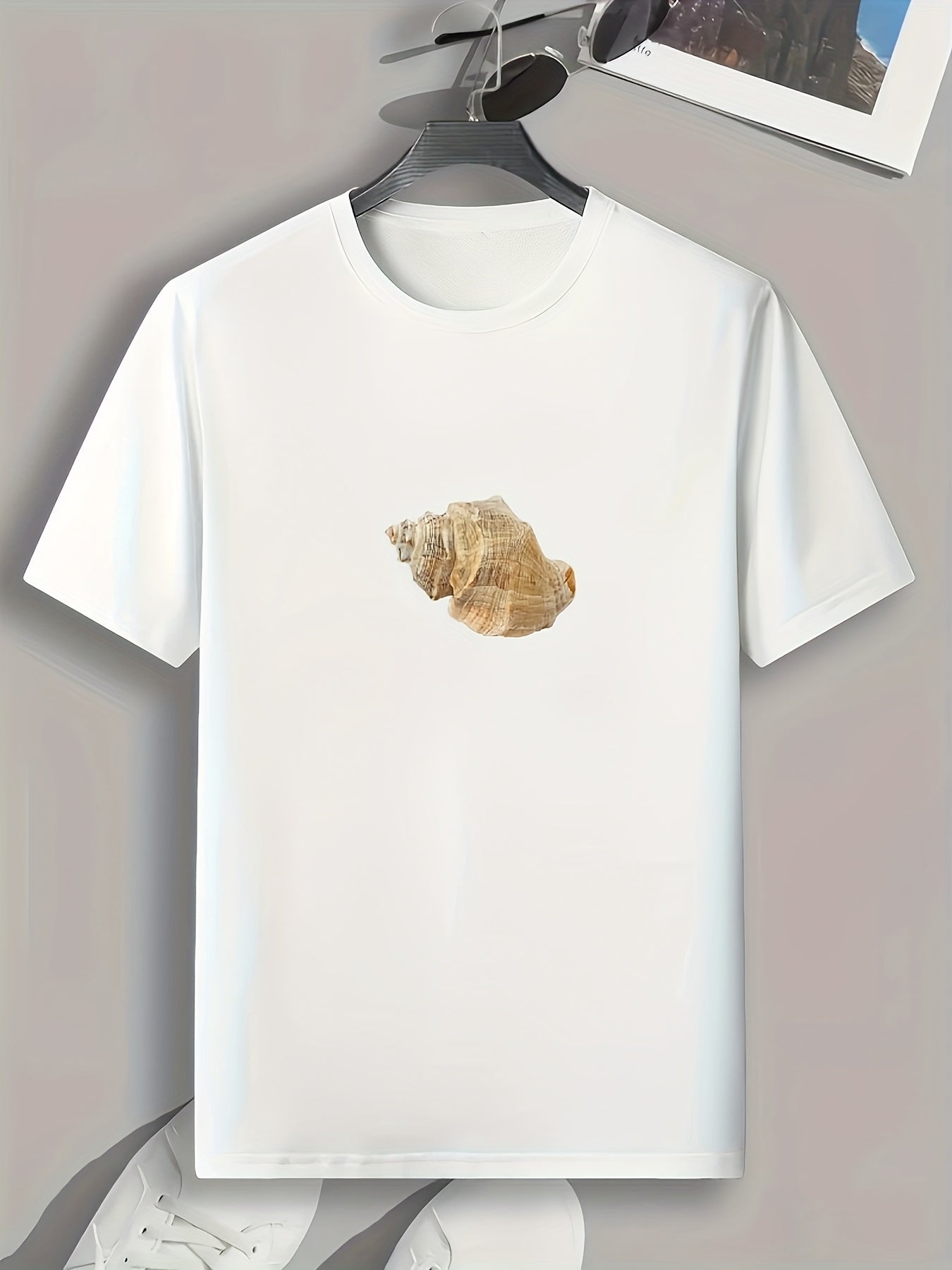 Conch Pattern Print Men's Comfy Sports T shirt