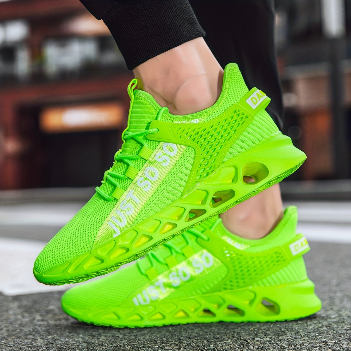 Women's Lace Up Running Shoes Solid Blade Type Comfort Sneakers