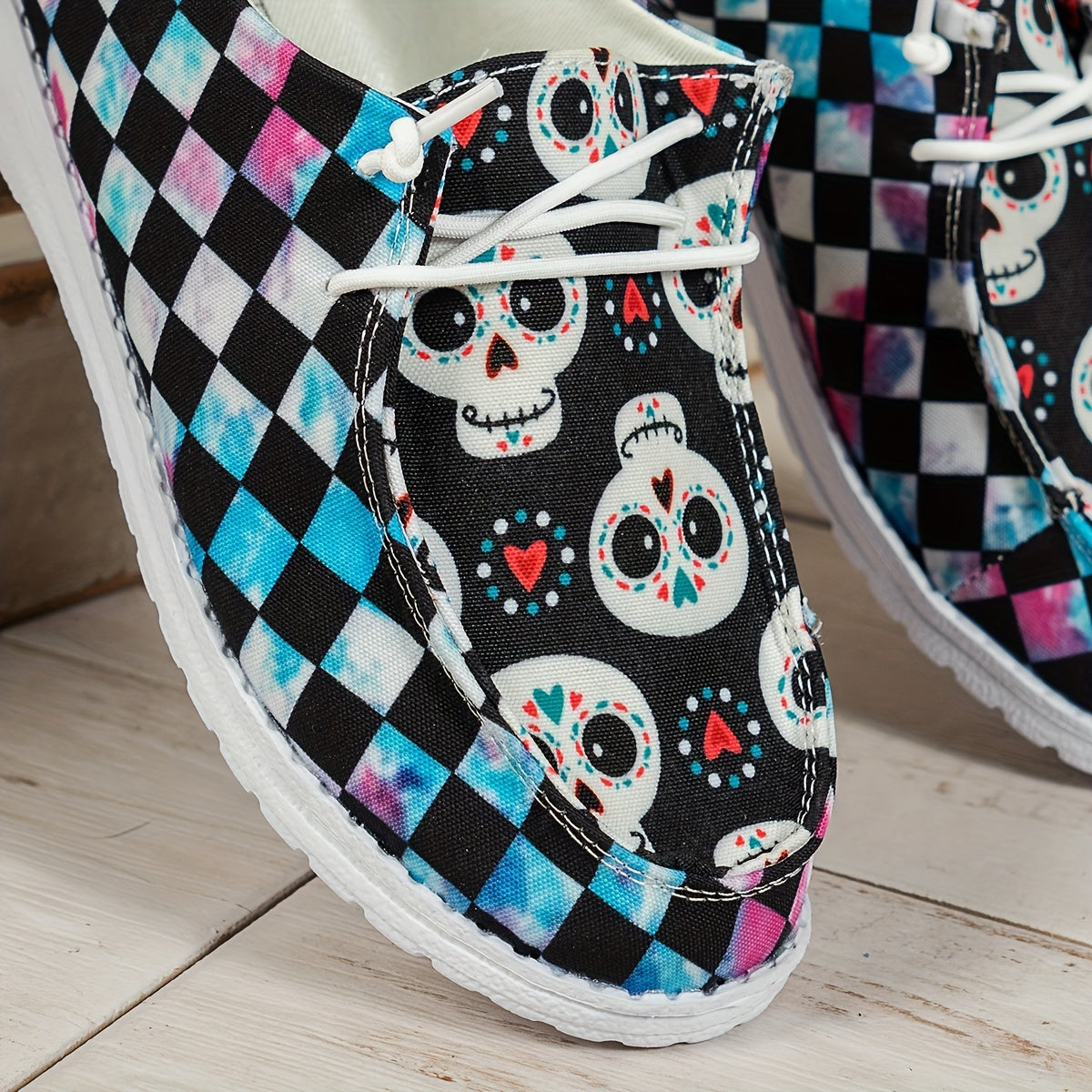 Halloween Skeleton Ghost & Plaid Low Top Sneakers