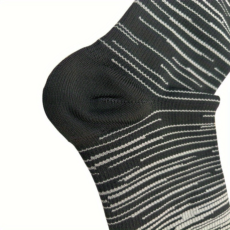 Unisex Compression Socks for Running Fitness Medical Nursing Hiking