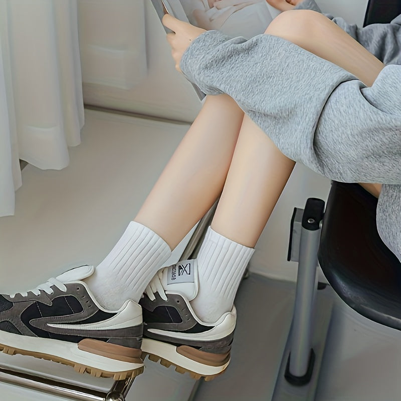 Women's Solid Sports Socks x 4 Pairs