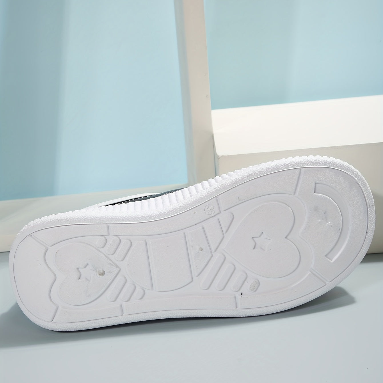 Women's Thick Bottom Outdoor Flat Shoes, Non Slip Sport Shoes