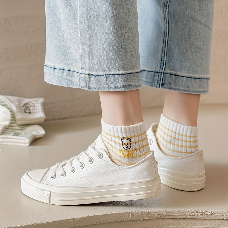 4 Pairs Stripe & Bear Pattern Socks Ribbed Short Socks Women's Stockings