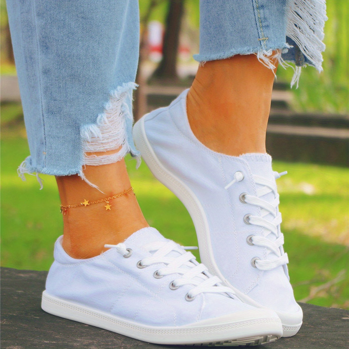Non Slip Canvas Shoes Lightweight Lace Up Casual Skate Shoes