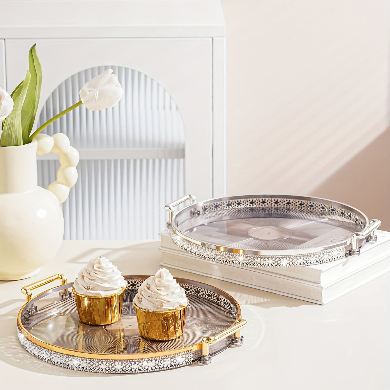 Modern Decorative Striped Plastic Breakfast Tray