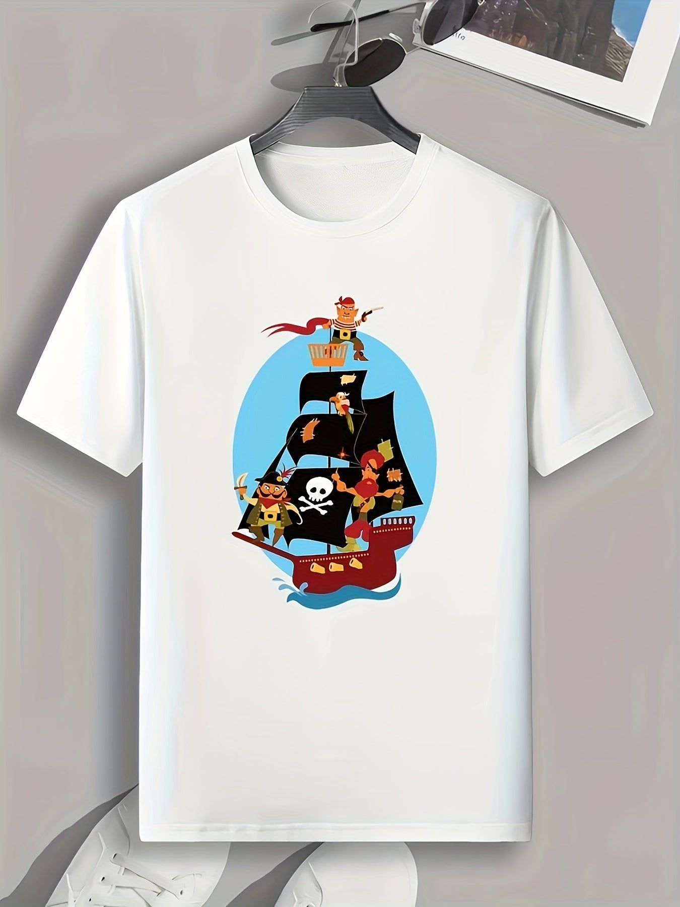 Pirates Print Men's Graphic T-Shirt for Summer