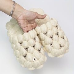 Women's Anti Slip Bubble Slippers Round Toe Comfortable Outdoor Slippers