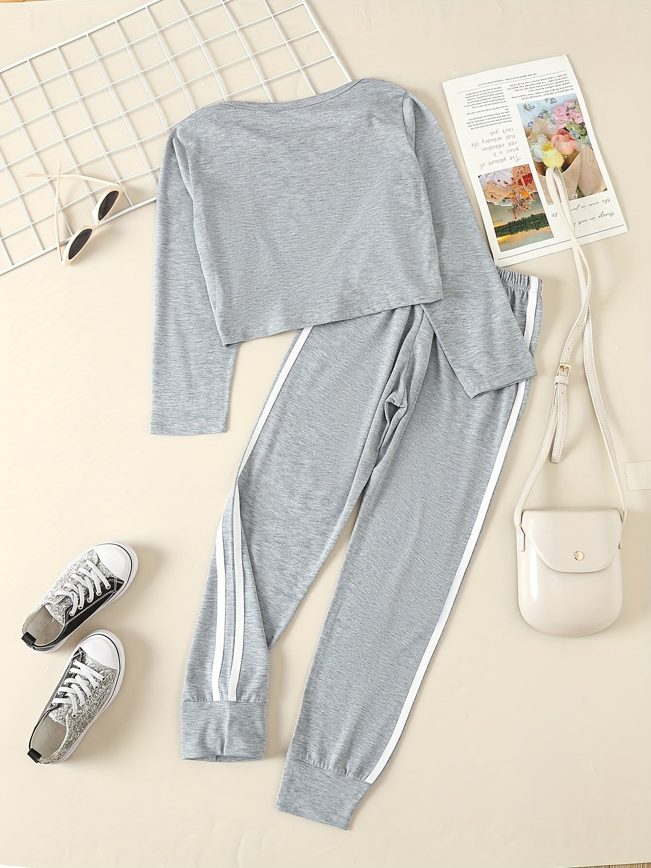 Girls CEST LA VIE 2pc Active Wear Set Crew Neck Top jogger Pants Set