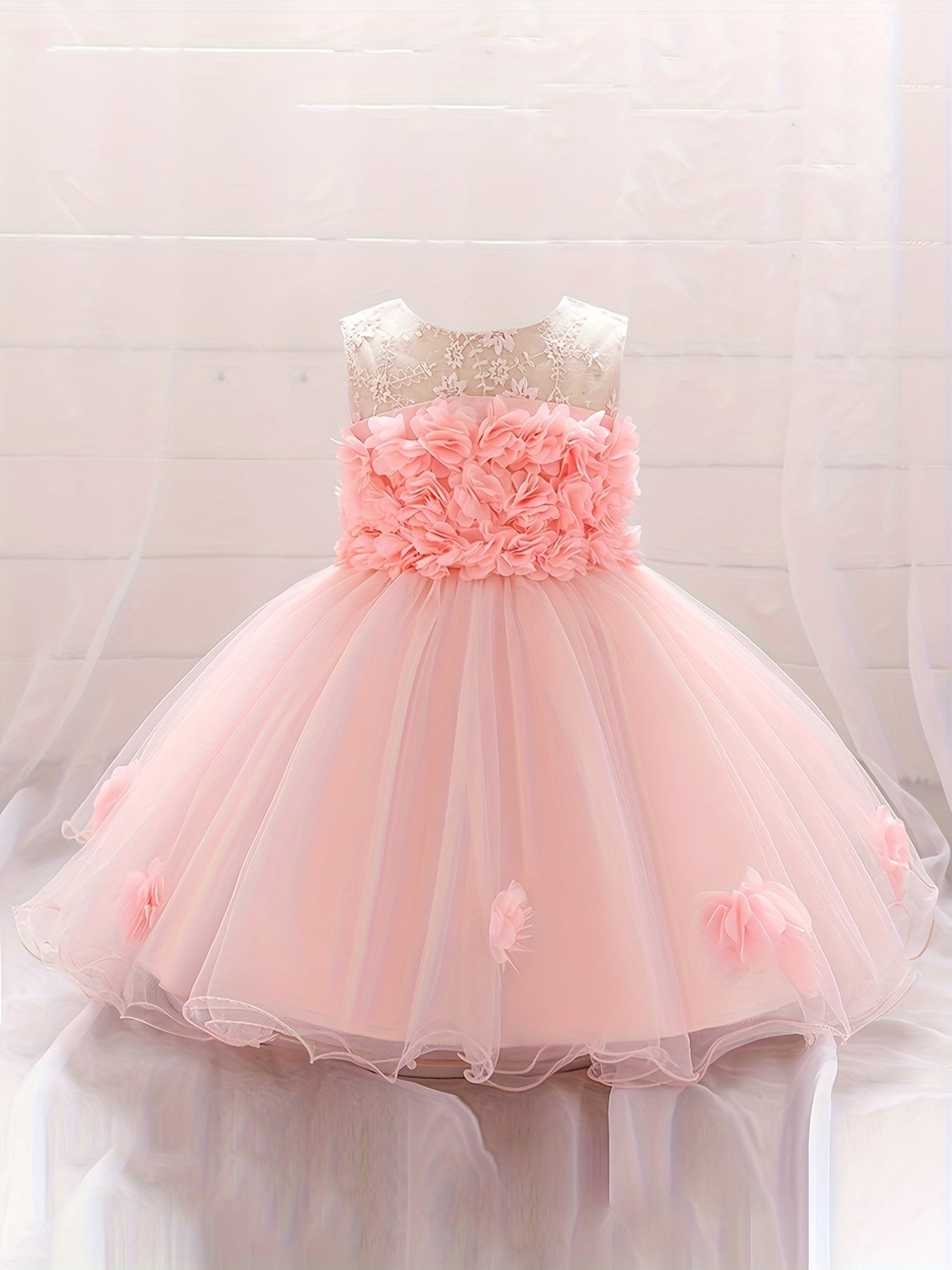Hollow Out Flower Applique Princess Dress