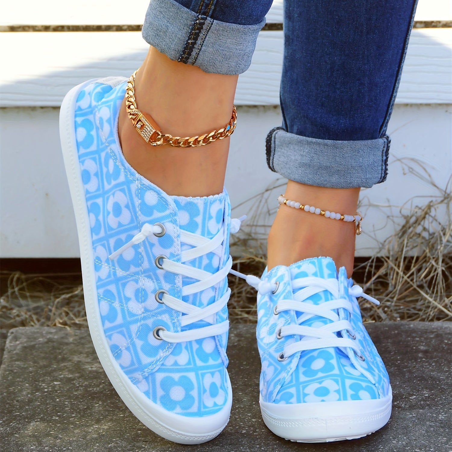 Floral Print Canvas Shoes Low Top Lace Up Casual Shoes