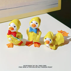 4pcs Mini Resin Ducks Statue Figurines for Garden Decor