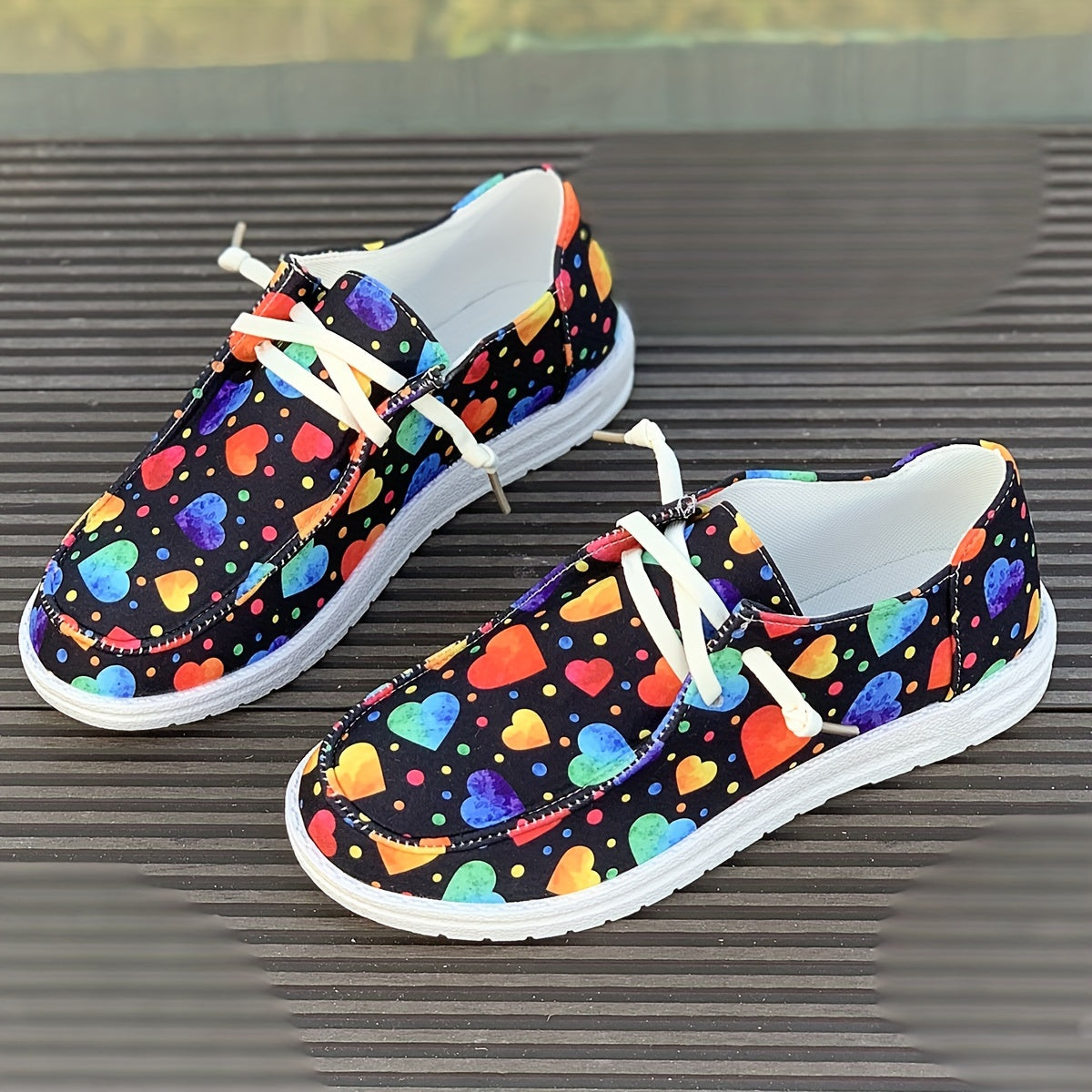 Women's Heart Pattern Skate Shoes, Polka Dot Decoration