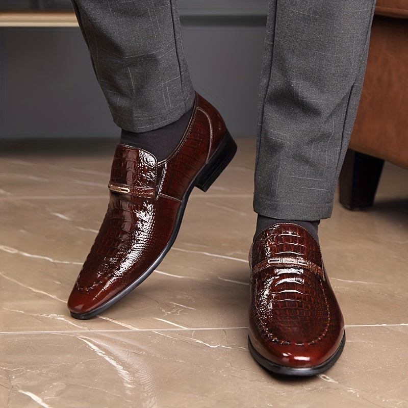 Men's Almond Toe Textured Loafer Shoes Spring/Summer