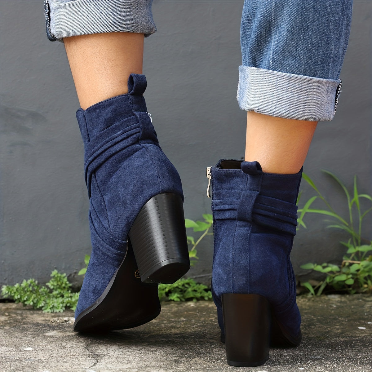 Women's Chunky Heeled Ankle Boots Pointed Toe Side Zipper Solid Boots