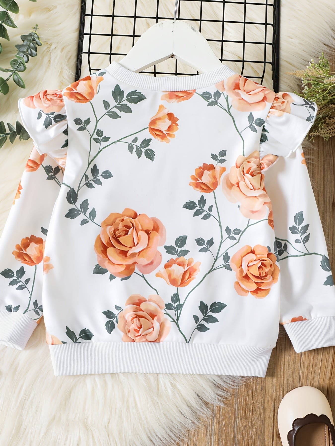 Girls Fall Leaves Graphic Sweatshirt Comfort Fit Long Sleeve Top