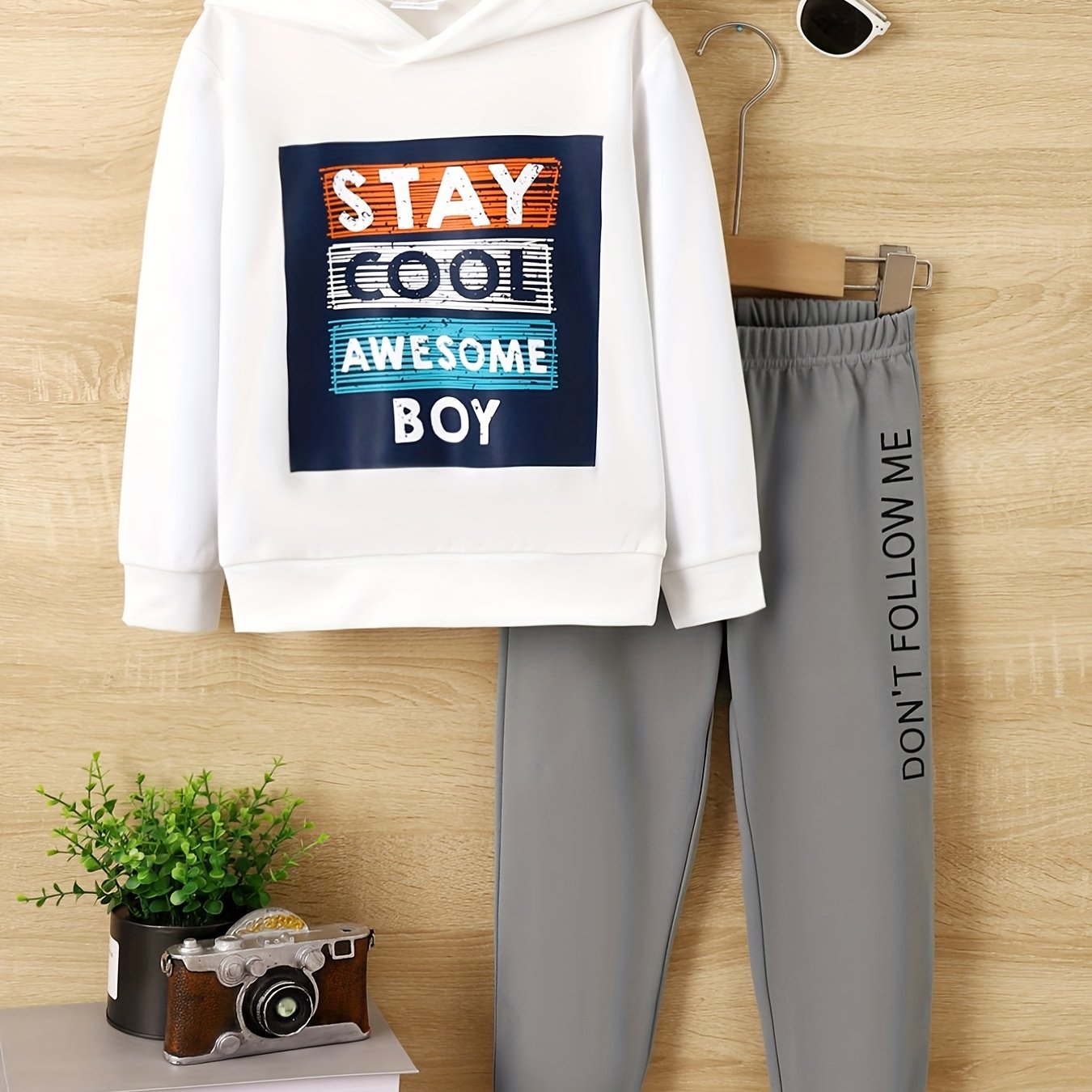 Boy's STAY AWESOME 2pcs Hoodie & Sweatpants Set Fall