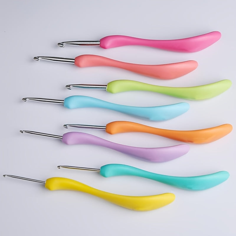 8pcs Soft Handle Crochet Needle Set for Beginners and Experienced Crocheters