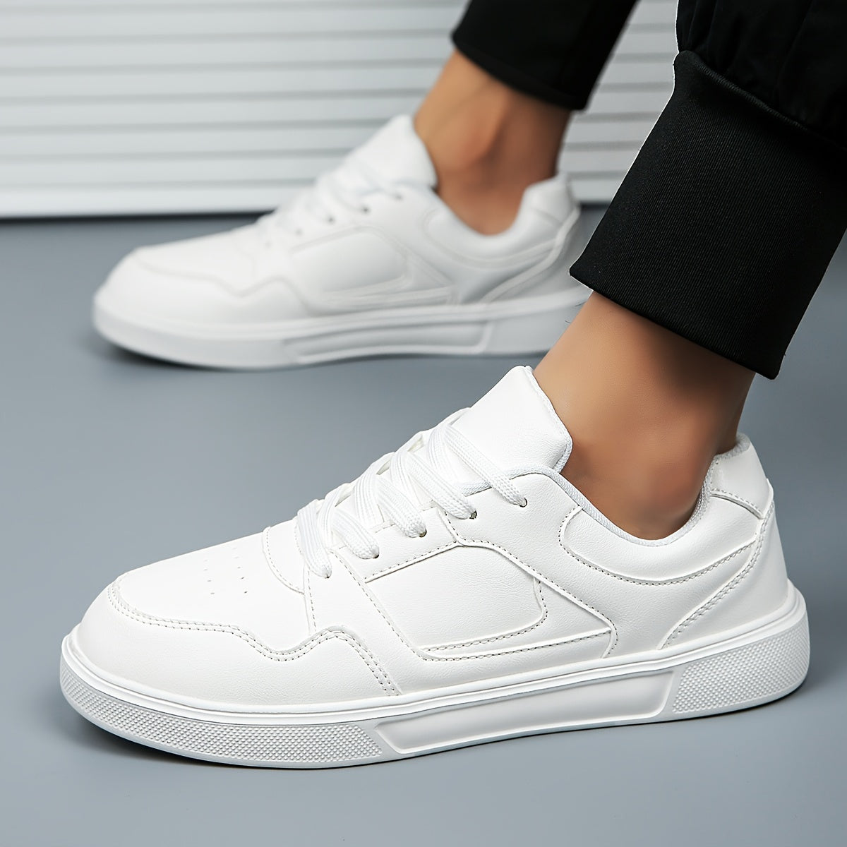 Faux Leather Solid Skate Shoes Wear Resistance Non Slip Flat Sneakers