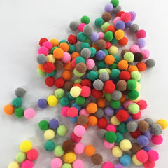 200pcs Multicolor High Elastic Pom Pom Balls for DIY Craft Making